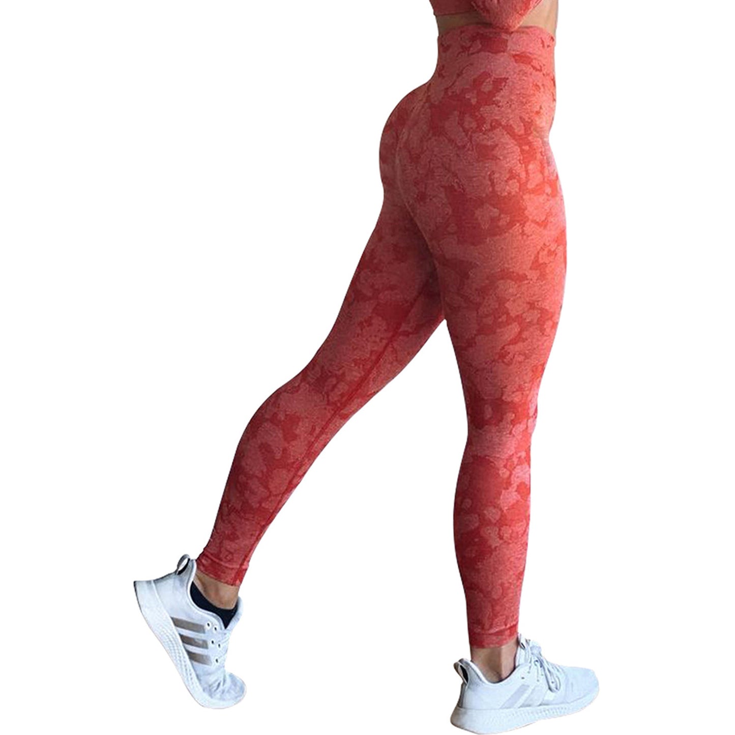 Red textured leggings with scrunch seam – flattering gymwear for women